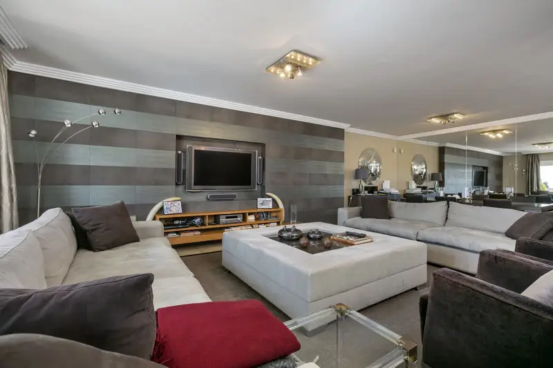 Apartamento 4 Dormitorios Milla de Oro Marbella