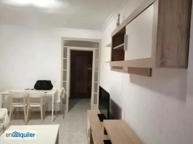 Alquiler Piso Estudiantes Nervion Sevilla 3 Dormitorios