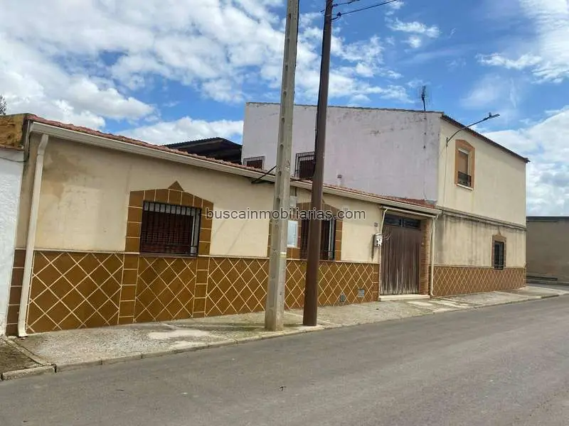 Casa reformada en Calzada de Calatrava 6 dormitorios