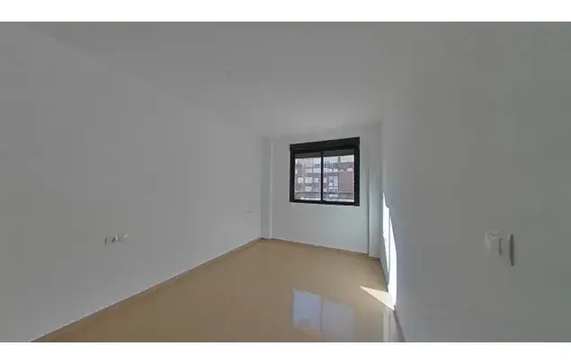 Alquiler Apartamento 3 Dormitorios 93m2 Elda