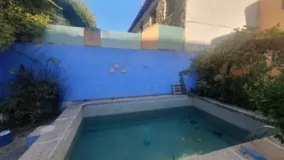 Casa en Venta en Úbeda 5 Habitaciones Piscina Jardín