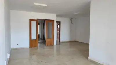 Piso en Venta en Centro 4 Dormitorios Paseo Conferencia