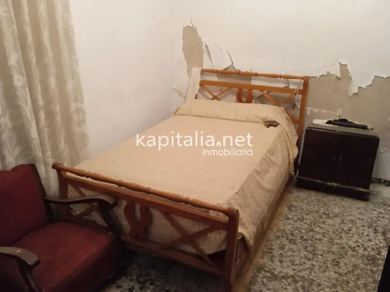 Casa Rural en Vallés con Trastero - Ref 08347