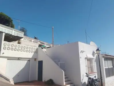 Casa en El Chaparral cerca de la playa 80m2