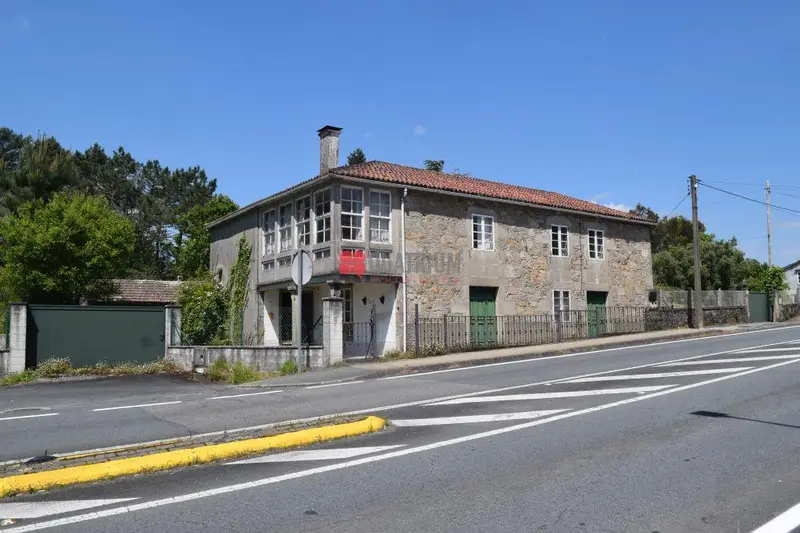 Casa en Cacheiras Teo 7 dormitorios 332m2 A reformar