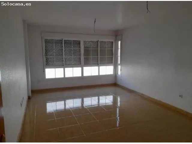 Piso en Roquetas de Mar 105m2 3 Dormitorios 2 Baños