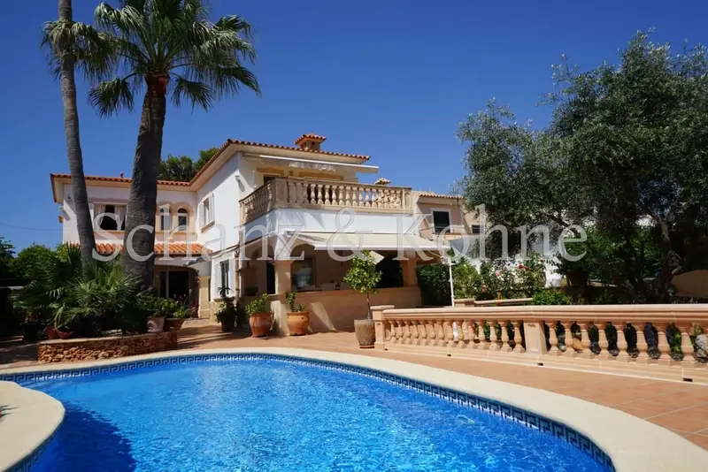 Casa en Cala Pi Mallorca con Piscina Cerca del Mar