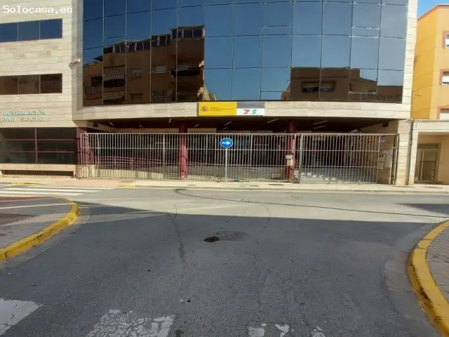 Plaza de Garaje en Venta Centro El Ejido 28m2