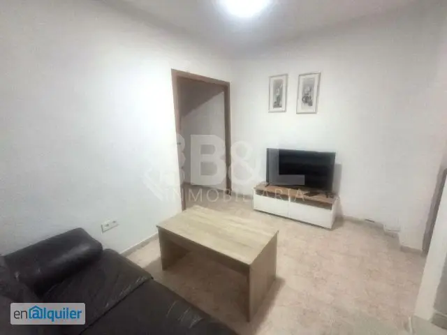 Casa en Alquiler para Trabajadores en Tres Ventanas