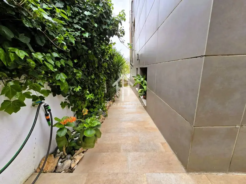 Chalet en venta en Loja, Granada