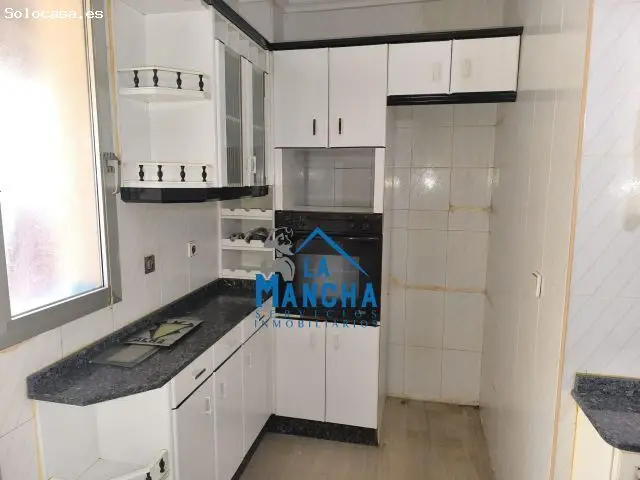 Piso en Venta Barrio Industria 3 Dormitorios 2 Baños Garaje