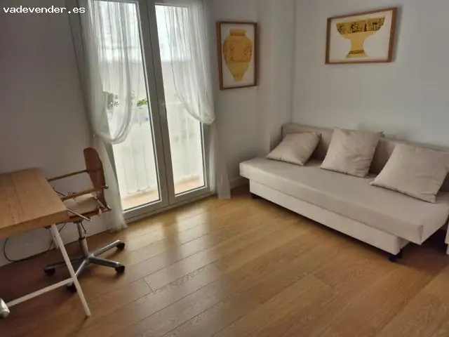 Apartamento Moderno en Cádiz Centro Cerca de Renfe