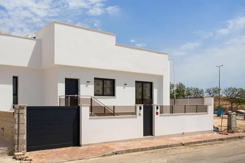 Villa Pareada Moderna en Sucina Murcia con Piscina y Solarium