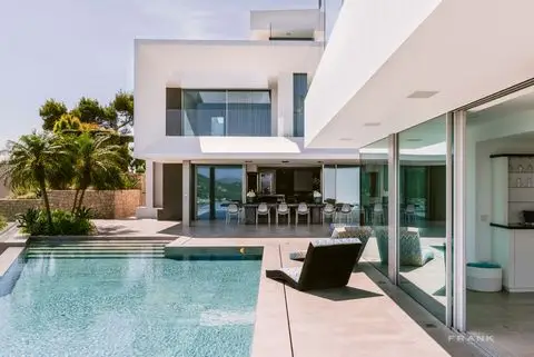 Villa de Lujo 7 Dormitorios Ibiza Vistas al Mar Piscina Infinity