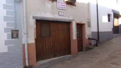 Casa adosada en venta en Calle Mayor