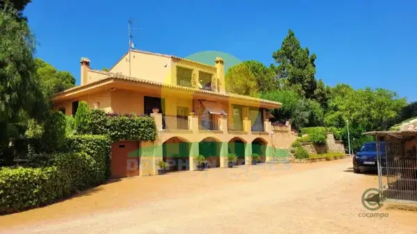 Villa de Lujo en Ontinyent 5 Dormitorios 5 Baños Piscina
