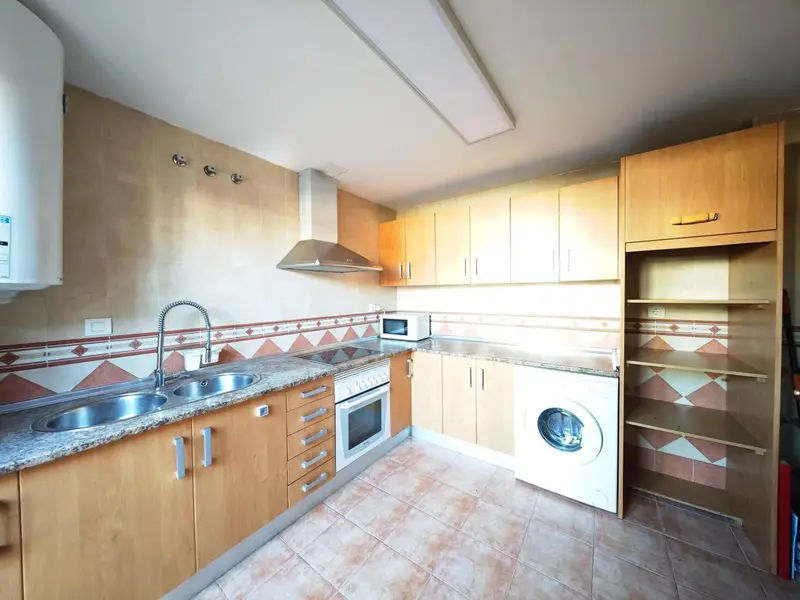 Adosado en Venta en Urbanizacion Privada Melchor La Linea