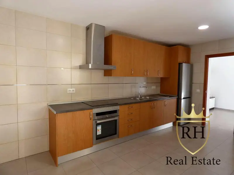 Planta Baja Reformada en Son Canals Palma 210m2 4 Dormitorios