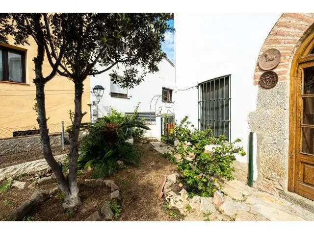Casa de Pueblo en Cabrils para Reformar 192m²