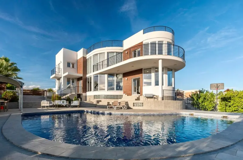 Chalet en venta en Alfaz del Pi / L'Alfàs del Pi, Alicante