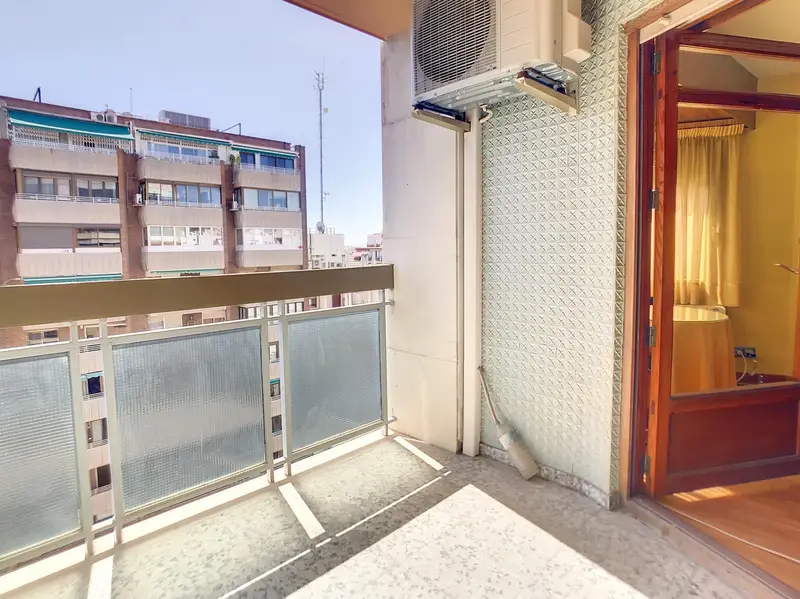 Venta Piso 4 Habitaciones Centro Alicante