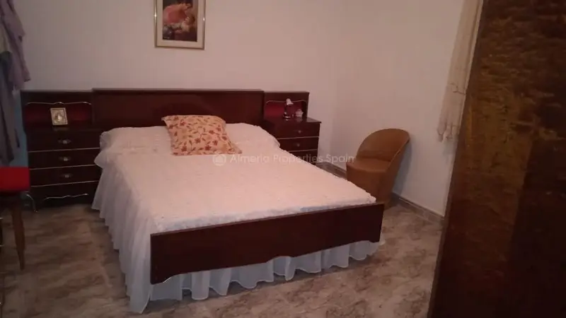 Cortijo Rustico en Venta Oria Almeria
