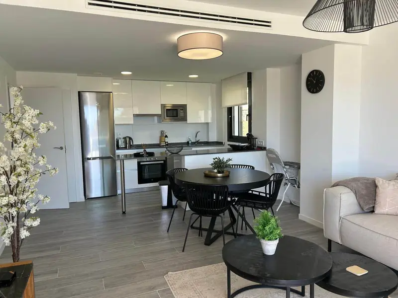 Apartamento en alquiler en Finestrat, Alicante