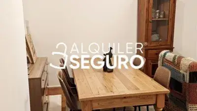 Piso en Alquiler Oviedo 80m2 2 habitaciones Amueblado Parking Trastero