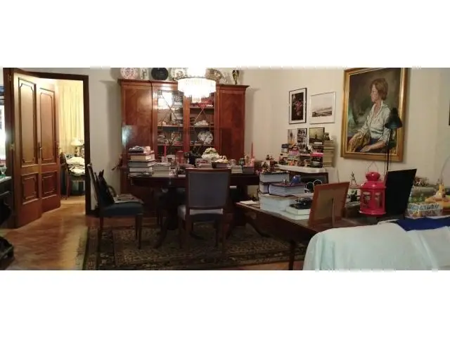 Piso 190m2 en A Coruña: 5 habitaciones, 3 baños, ideal familias o inversión