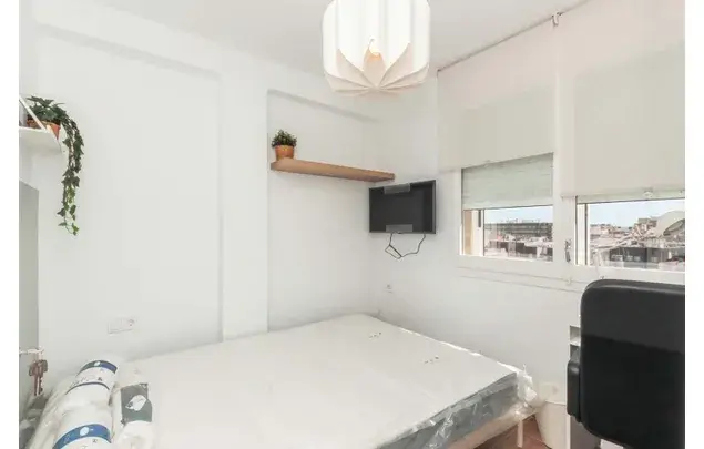 Habitaci	ón 94m	² Reus Alquiler Estancia Media Larga