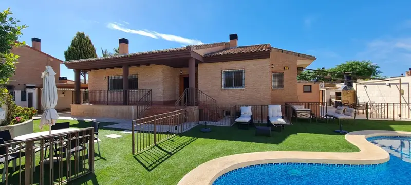 Venta Chalet con calefacción en Almajada Mutxamel