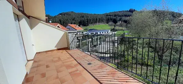 Chalet Adosado en Samano Cantabria