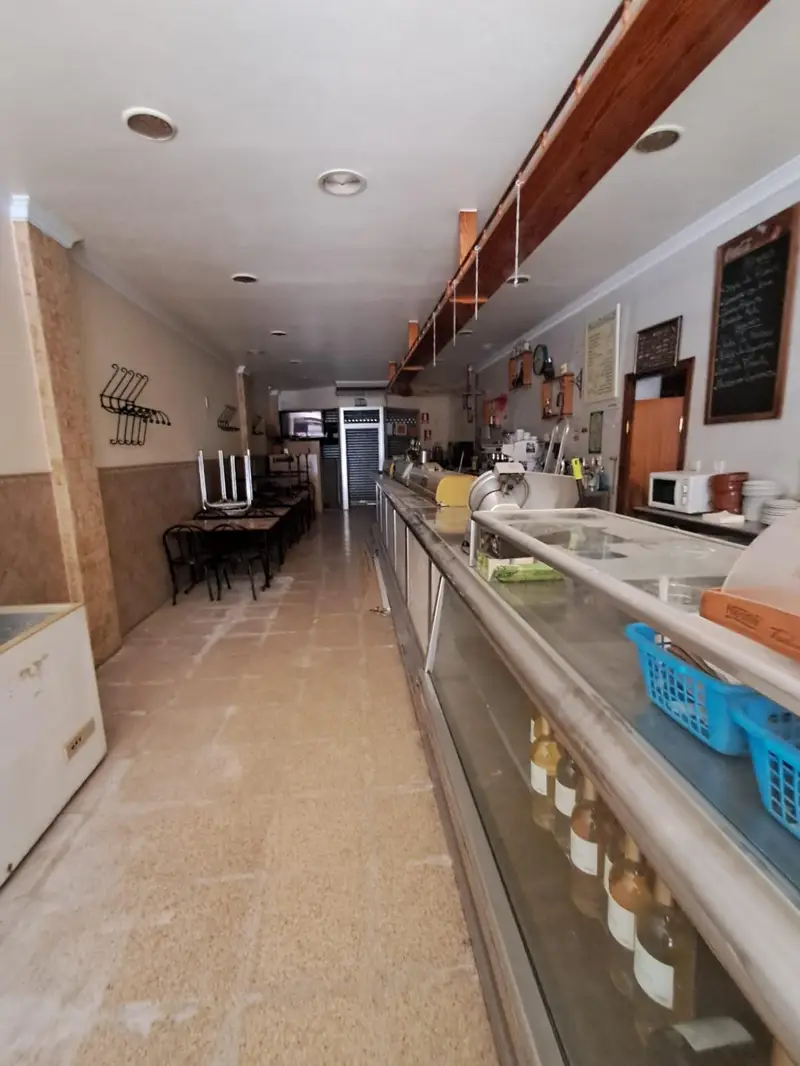 Venta Local Comercial con Terraza en Elche Centro