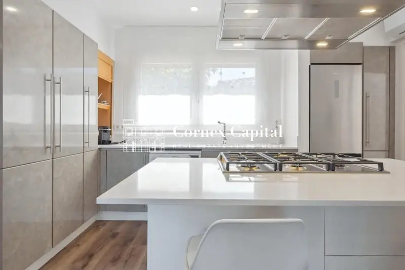 Chalet de Lujo en Venta en Parlava Girona