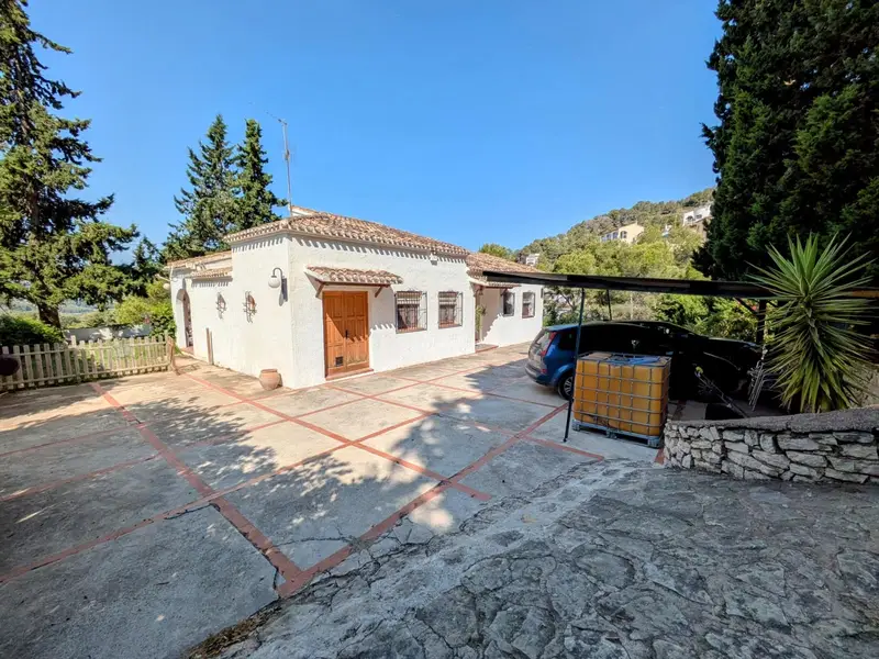 Chalet en Venta Gandia 3 Dormitorios Piscina Jardin