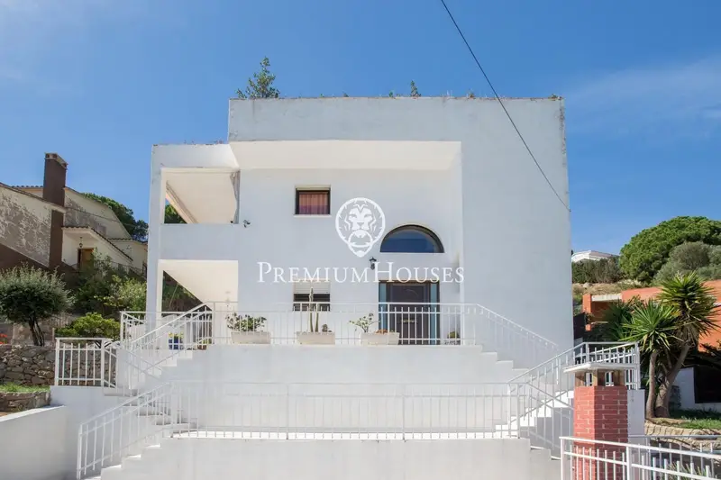 Chalet en venta en Alella, Barcelona