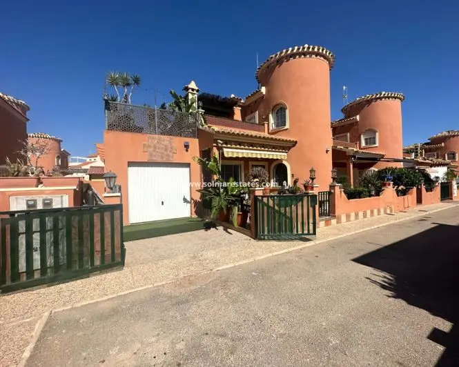 Villa en Venta Playa Flamenca 3 Dormitorios