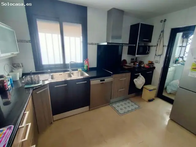 Casa Esquinera En Venta Con 2 Terrazas 90M2-30M2 Y Garaje 60M2