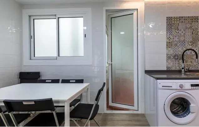 Habitacion 150m2 Sagunto Estancia Media Larga