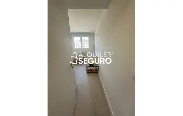Alquiler piso 3 habitaciones Madrid 100m2