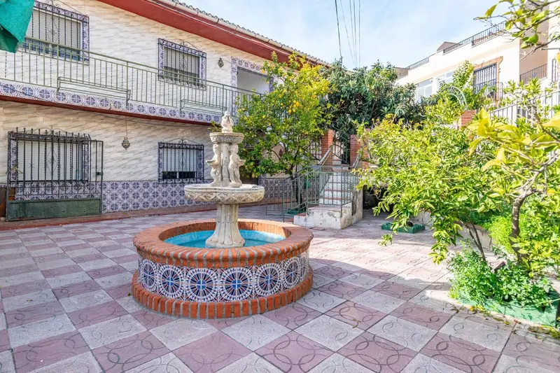 Chalet en Venta Ambroz Vegas del Genil Granada