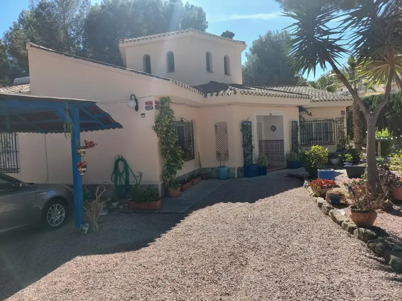 Chalet en Venta Castillo de Montemar Algorfa 5 Dormitorios 4 Banos