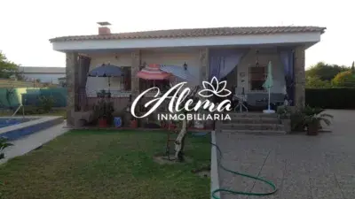 Chalet en venta en Almodóvar del Río