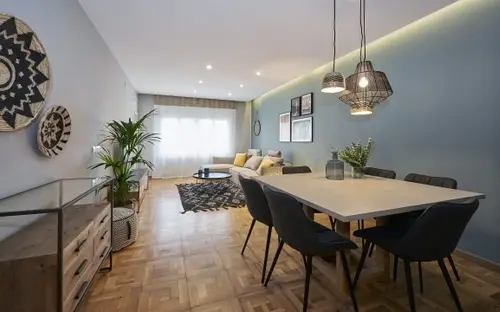 Piso en Alquiler Eixample Dreta 140m2 4 Dormitorios 2 Baños Terraza