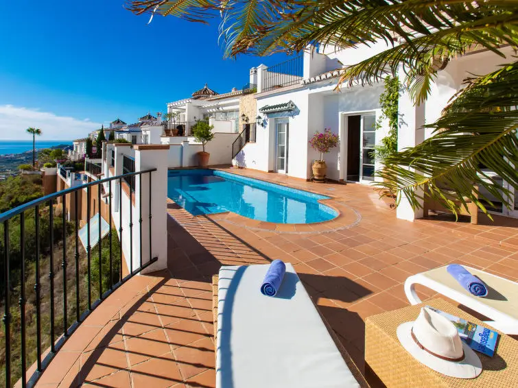 Casa Villa 5 Dormitorios Nerja Alquiler