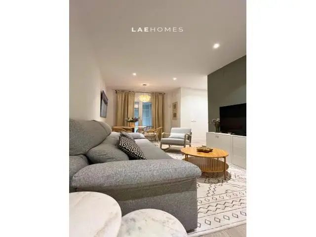 Piso Reformado en San Sebastian 60m2 2 Dormitorios Terraza