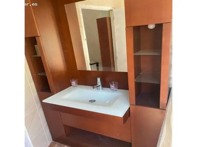 Casa Rural en Belerda con 4 Dormitorios y Terraza