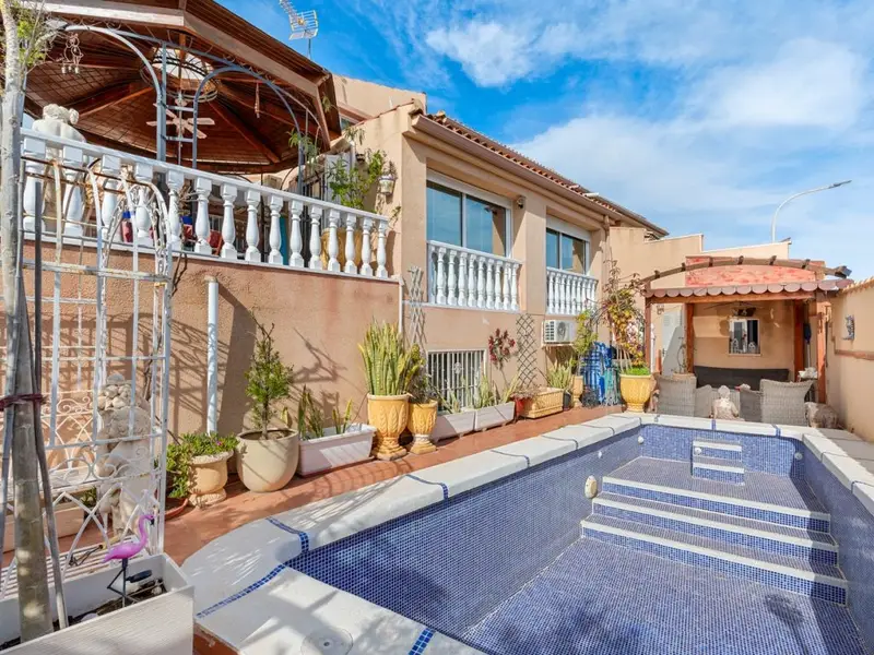 Casa Villa 4 Dormitorios Rojales Piscina Privada
