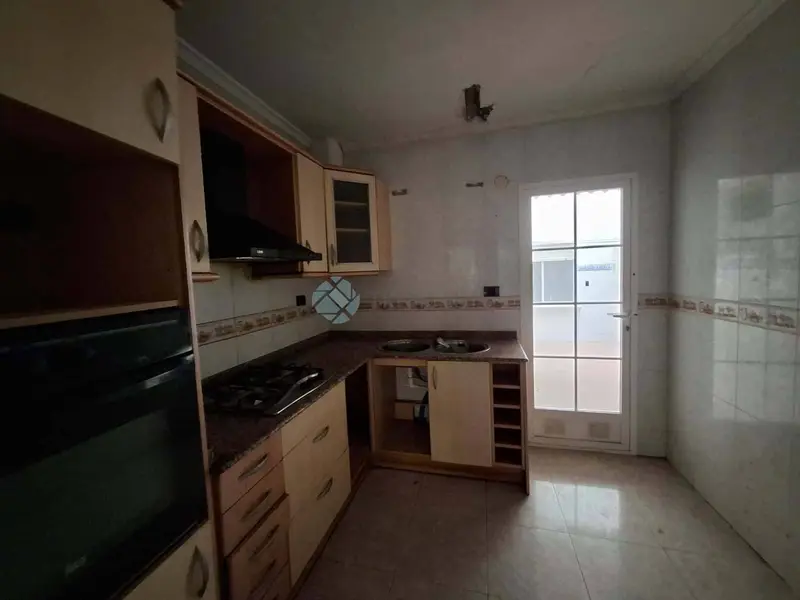 Apartamento en venta en Almassora 103m2 necesita reforma