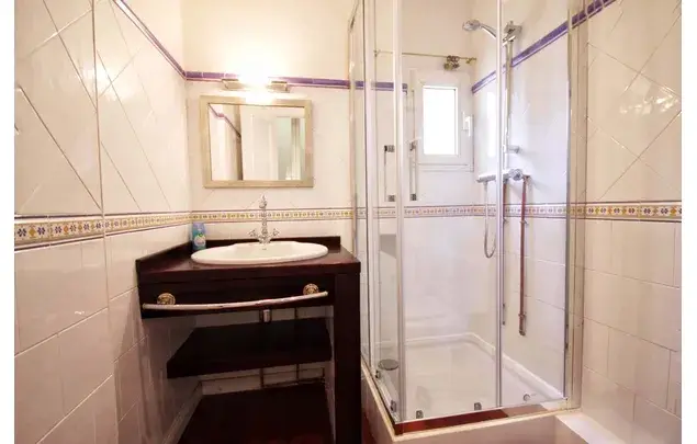 Habitaci	ón 145m	² Barcelona Alquiler Media Temporada